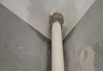 陈巴尔虎卫生间测漏水之渗水防护